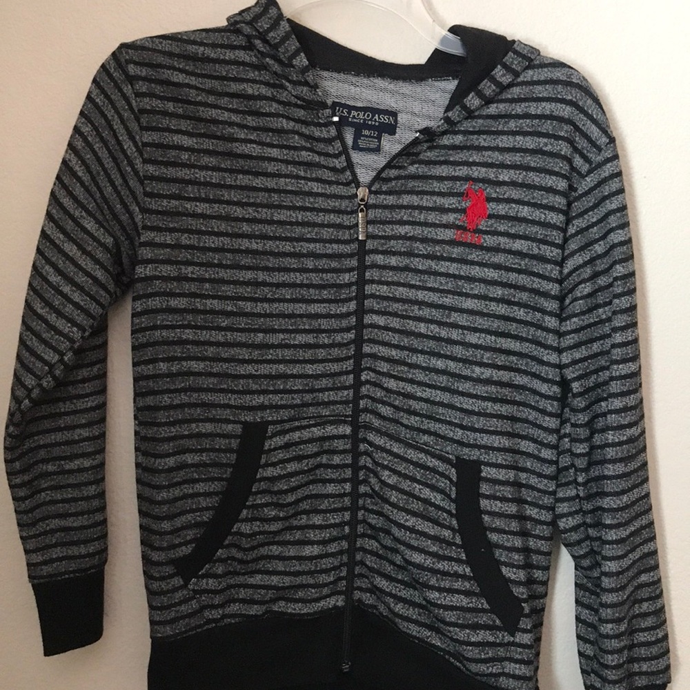 Gray sweater